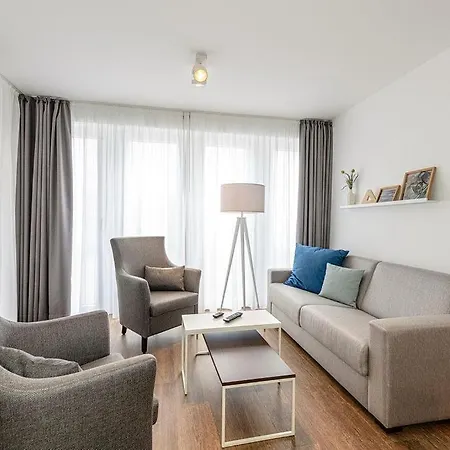 Deichhaeuser Anna Kueste Deichhaeuser Anna Kueste 1-24 דירה