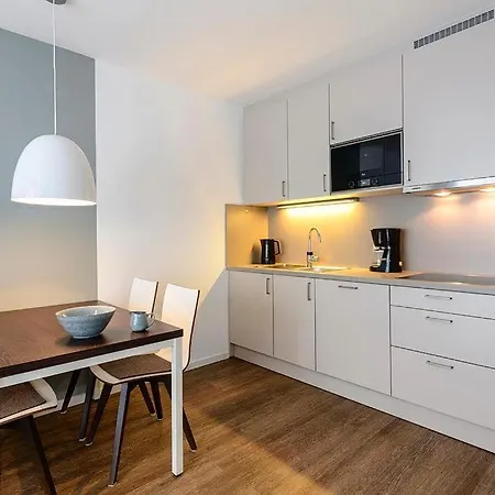 Deichhaeuser Anna Kueste Deichhaeuser Anna Kueste 1-24 דירה בנסרסיל